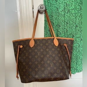 Authentic Louis Vuitton Neverfull